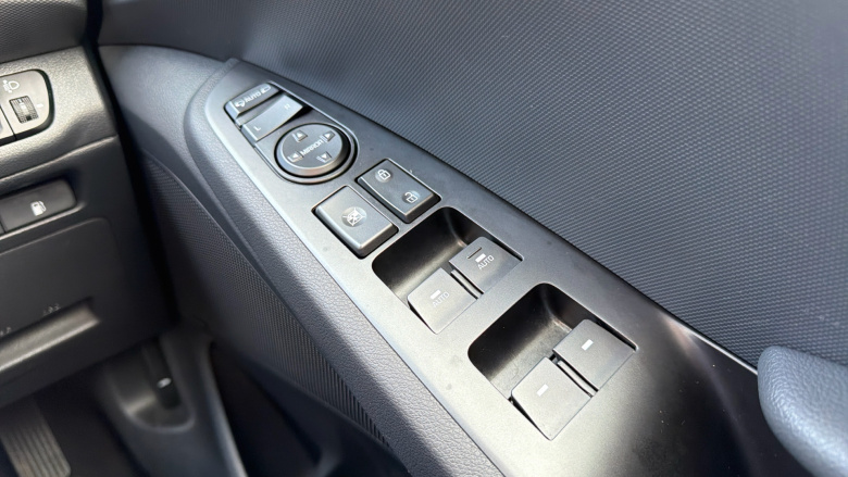 Hyundai IONIQ 1.6 GDi Hybrid Premium 5dr DCT Hybrid Hatchback